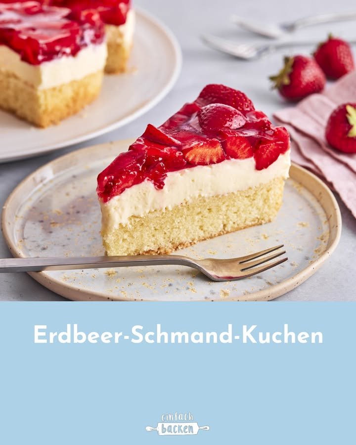 Erdbeer-Schmandkuchen mit Puddingcreme