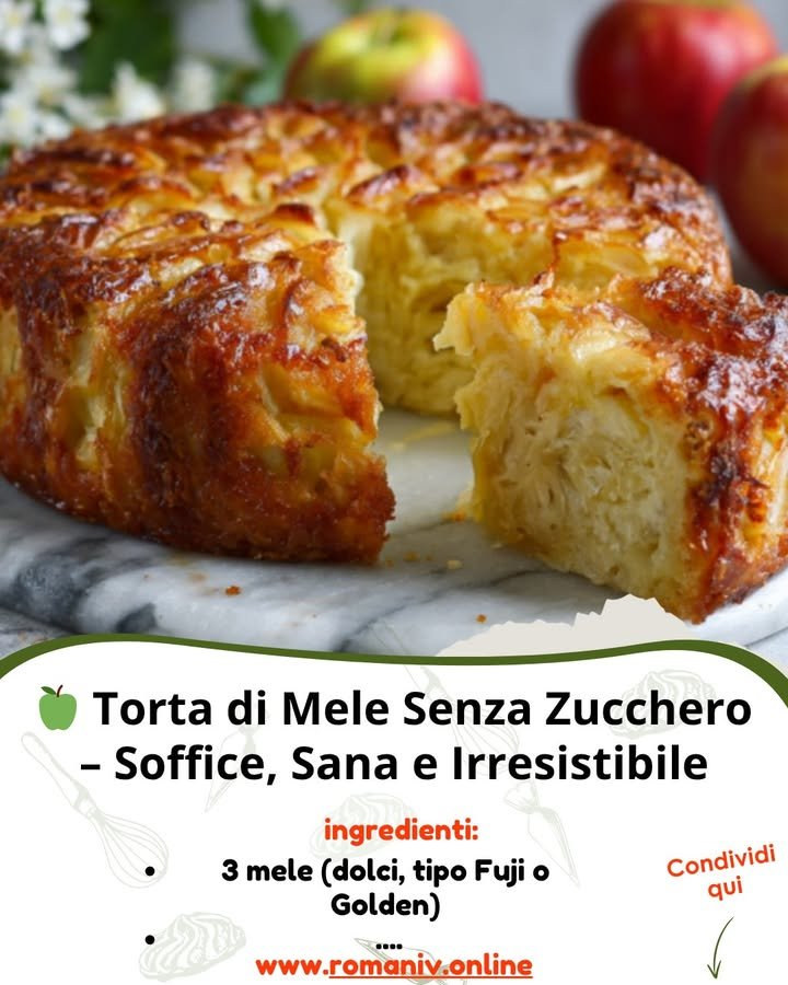 Torta di mele dorata con molti pezzi di frutta nella mollica